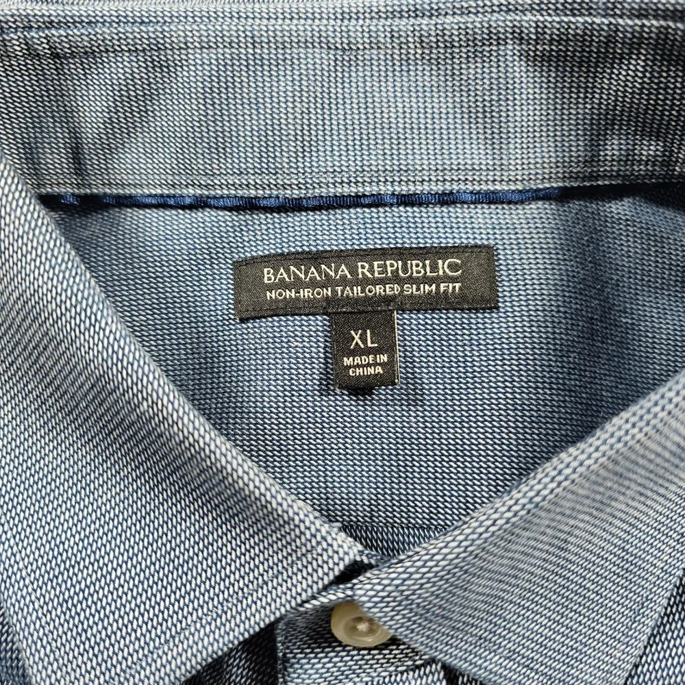 Banana Republic Mens XL Blue No-Iron Tailored Slim Fit Micro Pattern Dress Shirt